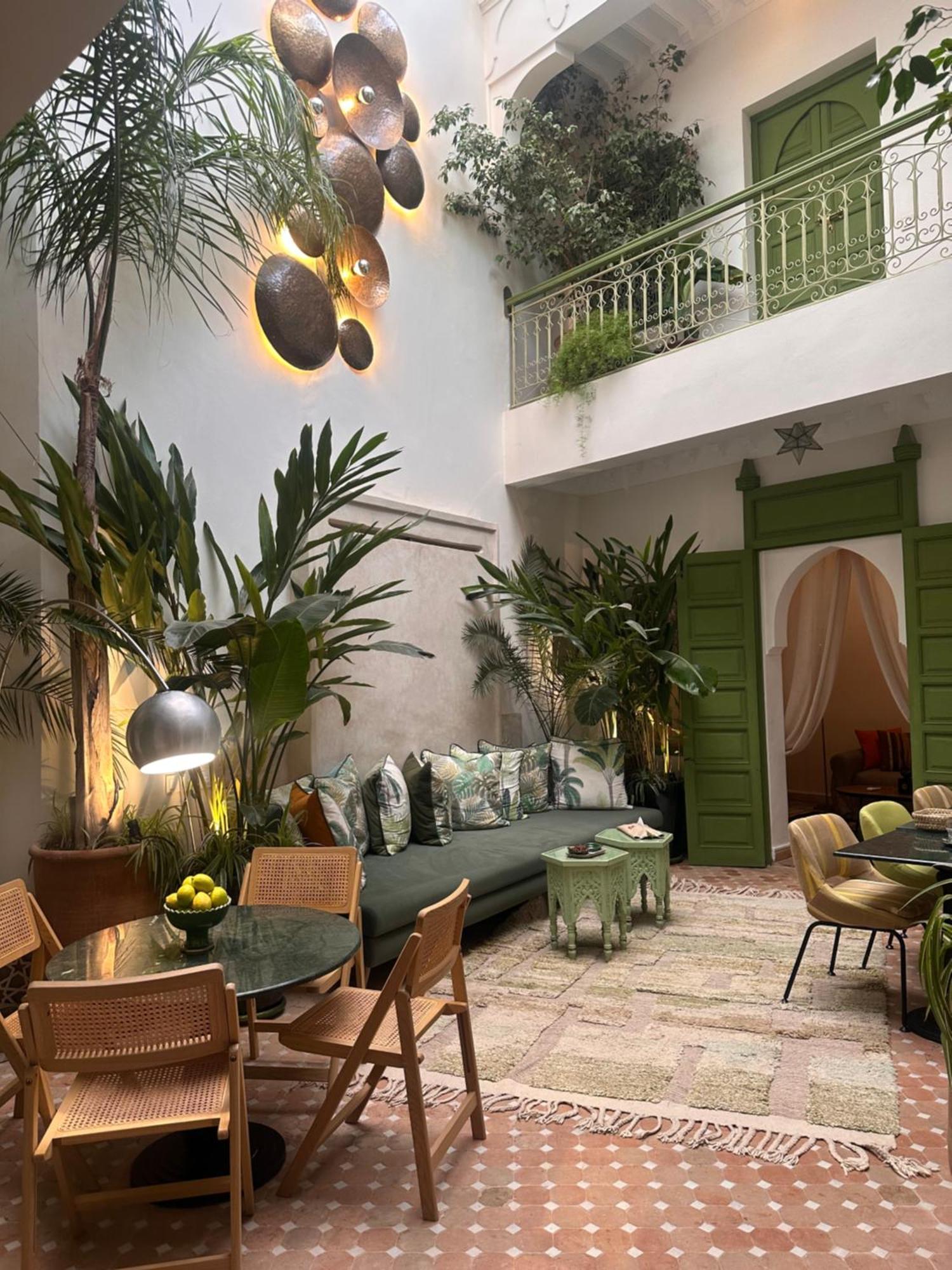 Riad Dar Adal Exclusivite 2 A 6 Personnes Petit Dejeuner Compris Place Jemaa El Fna Marrakesch Exterior foto