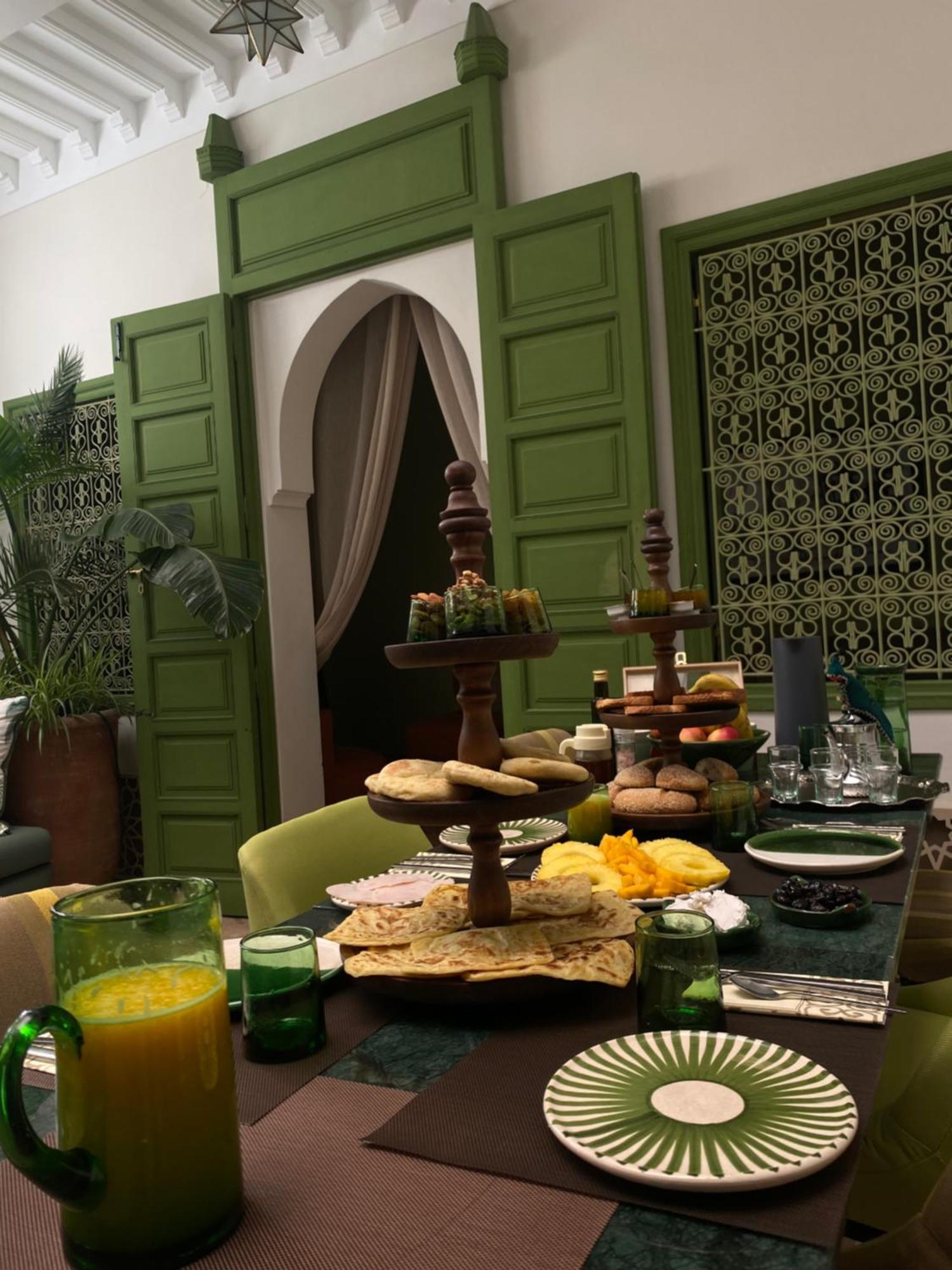 Riad Dar Adal Exclusivite 2 A 6 Personnes Petit Dejeuner Compris Place Jemaa El Fna Marrakesch Exterior foto